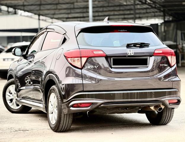 FuBDYKIT🌟0Dp 2017 Honda HR-V 1.8 V LowMILEAGE - 2