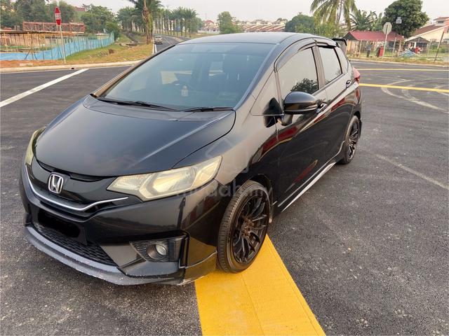2015 Honda JAZZ 1.5 V MY2014 (A) - 4