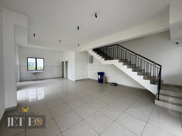 Robin Residence Rimbayu Corner Unit 1