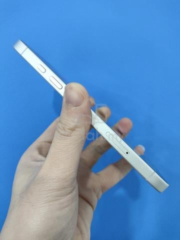 iPhone 17 256gb - photo 3 of 5