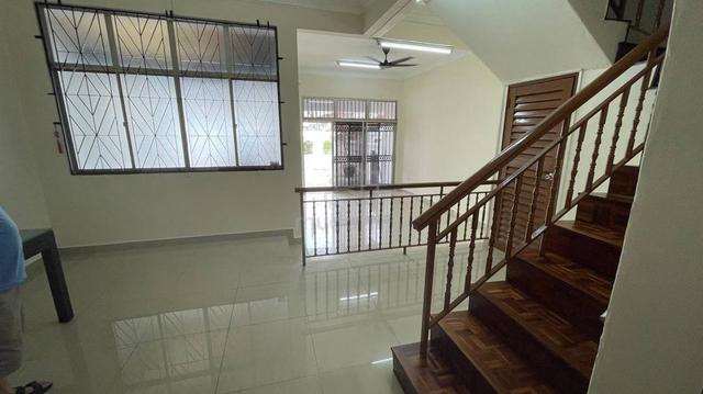 Johor Jaya Double Story / Jalan Anggerik / Tebrau / 4 Bed 3 Bath 1