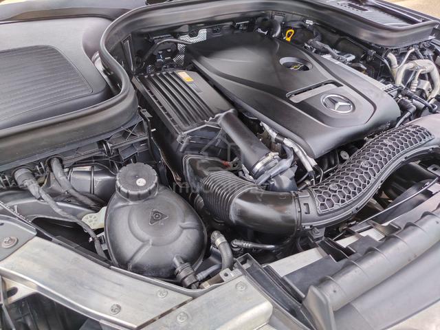2019 Mercedes Benz GLC-CLASS 2.0 300 4MATIC AMG - 4