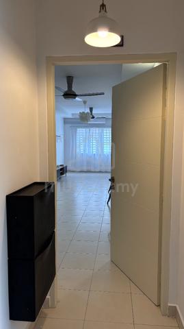 De Bayu Apartment 1