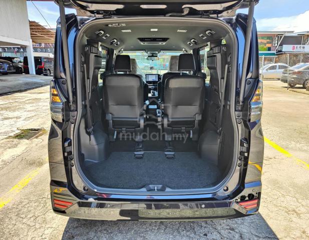 2022 Toyota VOXY 2.0 S-Z (A) - 5