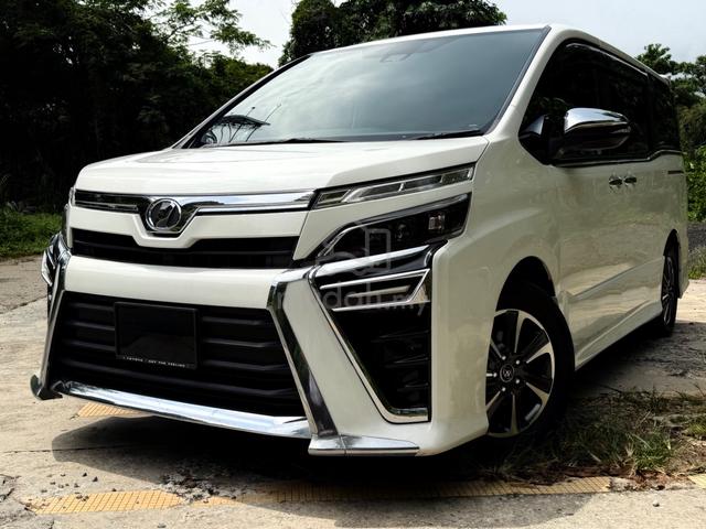 2018 Toyota VOXY 2.0 ZS KIRAMEKI (A) - 1