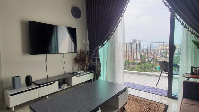 LINQ SKY RESIDENCES (Datum Jelatek) 1