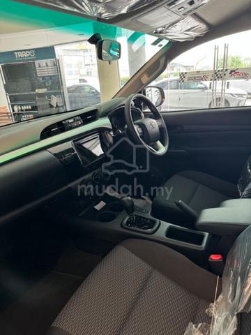 2026 Toyota HILUX 2.4 E free sport bar - 3
