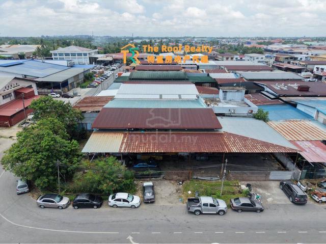 Double Storey Semi Detached Warehouse at Piasau Industrail Estate 1
