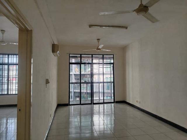 Diamond Regency 1