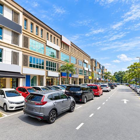 1st Floor Shop Office with Lift @ The Strand, Kota Damansara, Selangor 1