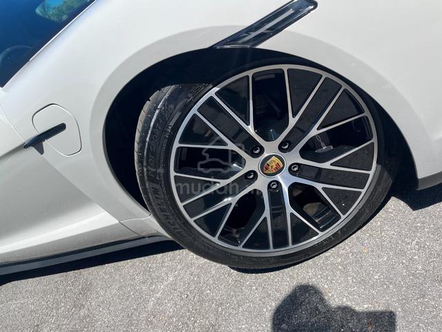 2024 Porsche TAYCAN (NANO WHITE COLOUR) 1k MILLEAG - 3