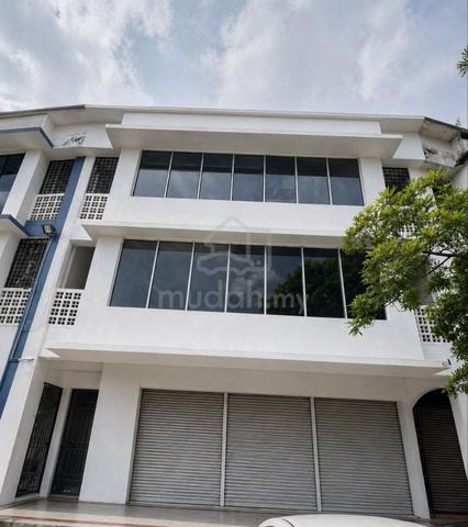 GROUNDFLOOR | 3 Storey Shoplot Bandar Seri Putra Kajang 1