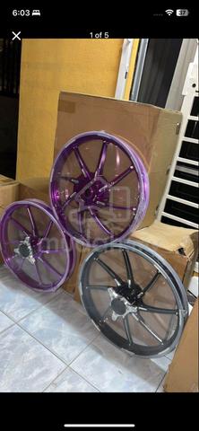 Carousel Image
