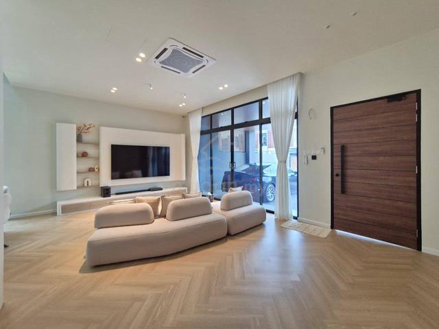 Aurora Sentral Double Storey Superlink End Lot Modern Minimalist 1