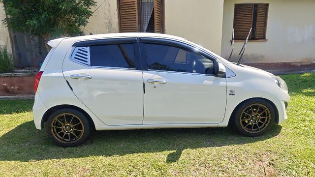 2015 Perodua AXIA 1.0 G (A) - 5