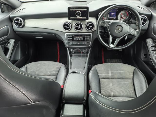 Mercedes Benz CLA180 1.6 (A) AMG SPORT P/SHIFT 7sp - 4