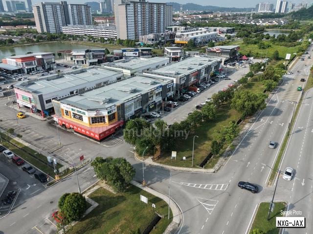 36x75 3rd Avenue Bandar Bukit Raja Klang Ground Floor Corner Shoplot 1