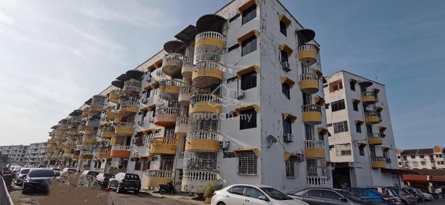 Apartment Kenanga Mewah 1