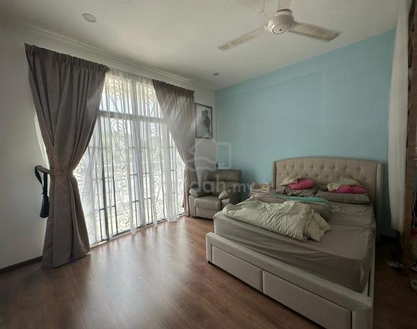 Gelugor Semi-D | Lengkok Pemancar | Gelugor | Park 8 Cars 1