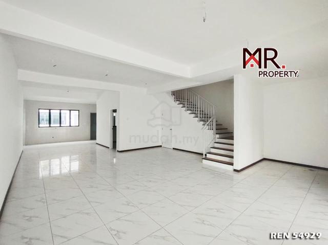 NEWLY UNIT Double Storey Terrace House Bukit Banyan Senni FOR SALE 1