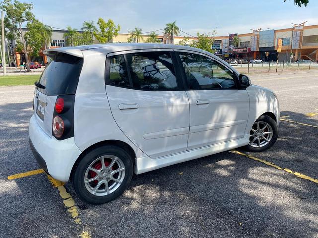 2011 Kia PICANTO 1.1 (A) - 2