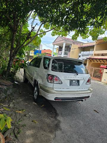 2002 Toyota HARRIER 2.4 (A) - 2