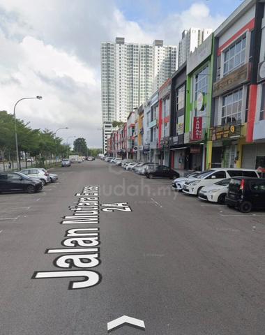 Prime Commercial Shoplot! 3 Storey Shop for Sale @ Taman Mount Austin 1