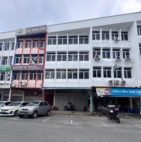 4 Storey Shoplot For Sale 1