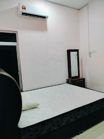 Fully Furnished Room for Rent 1