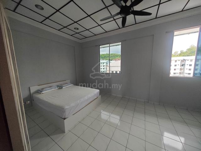 Regency Park Apartment 1