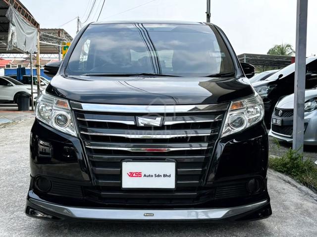 Toyota NOAH 2.0 X 8 Seater Modelista 1-3Y Warranty - 3