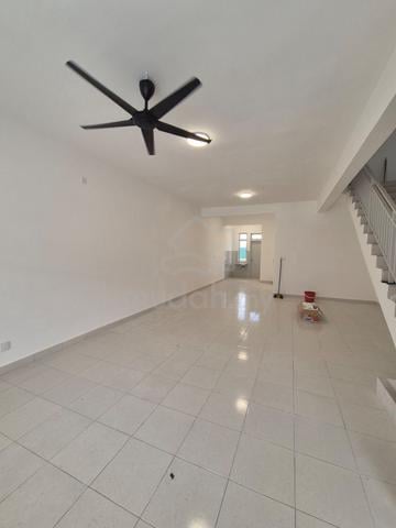 DoubleStorey@Erica Meridin East|Pasir Gudang|BelowMarket|Available Now 1