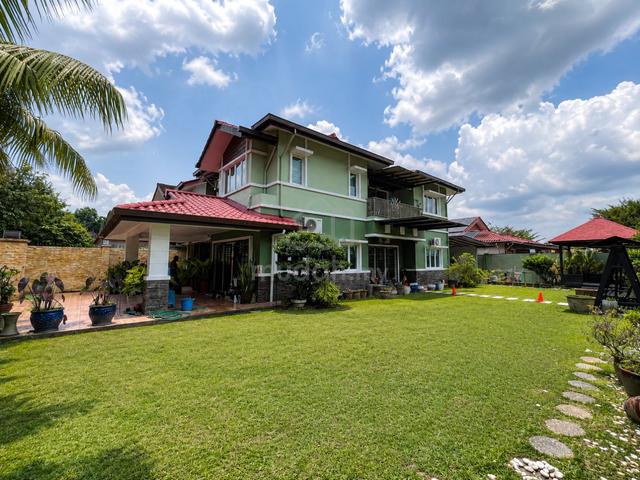 Indah Gemilang Batu Caves Semi-D End Lot Freehold For Sale 1