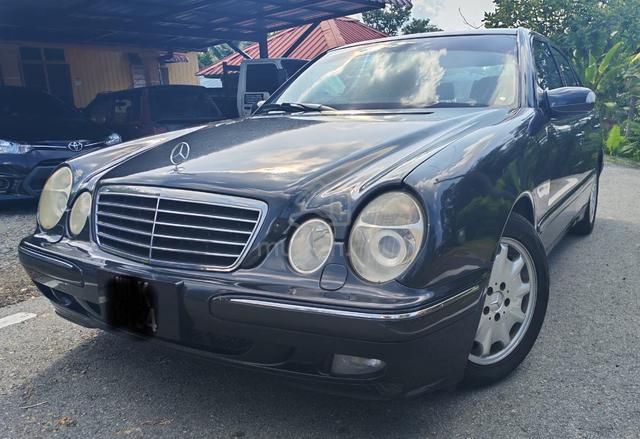 2004 Mercedes Benz E240 AVANTGARDE (CBU) 2.6 (A) - 2