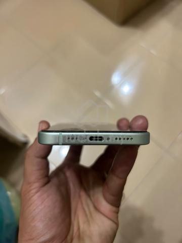 Apple iPhone 15 256 GB - photo 2 of 6