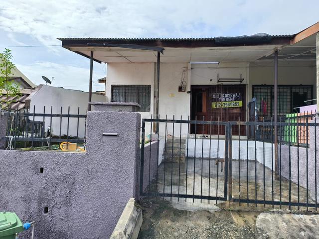 Terrace house for rent Taman Bunga Raya setapak, ampang 1