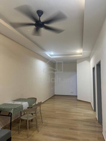 JP Perdana Single Storey / Near Austin Crest / Partial Furnished 1