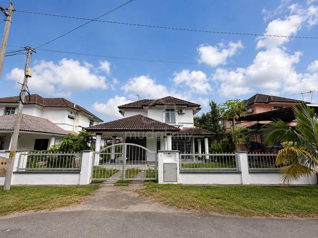 BUNGALOW WITH TERRACE PRICE ! 2 Storey Bungalow, Taman Tasik Semenyih 1