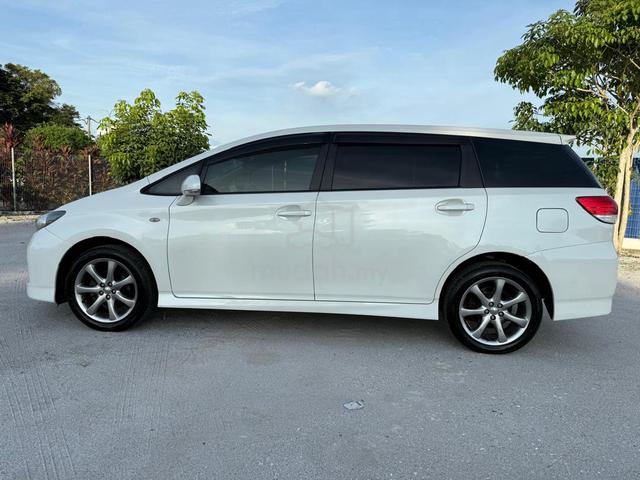 2011 Toyota WISH 1.8 (A)TIPTOP MPV NICE CAR WARRA - 4