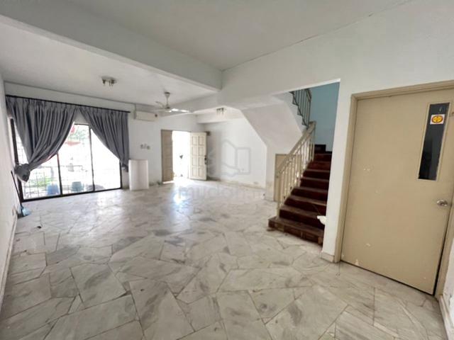 2 Storey TAMAN SRI MANJA PJ, Actual, Reno, FULLY EXTEND, Low Deposit 1