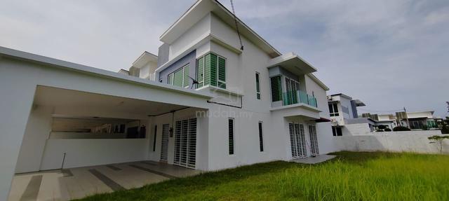 2-storey corner house to let, Bandar Sri Sendayan 1