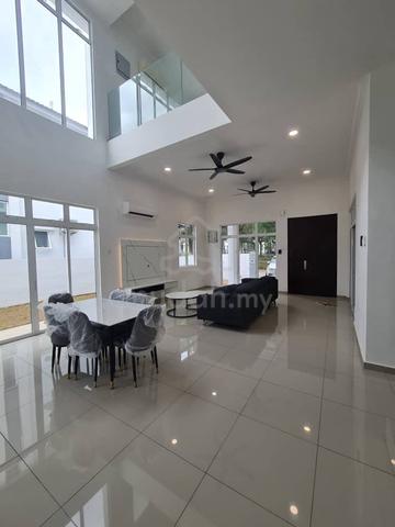 Melaka Taman nuri 2 Storey Bungalow house 4 Bedrooms 4 Bathrooms 1