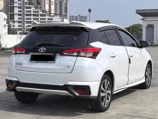 2022 Toyota YARIS 1.5 E MY19 FACELIFT (A) - 4