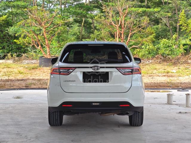 2014/15 Toyota HARRIER 2.0 PREMIUM (A)RED INTERIOR - 2