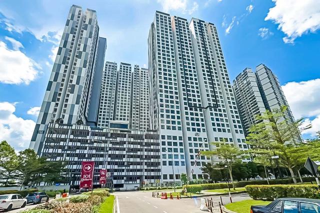 D'Summit Residences 1