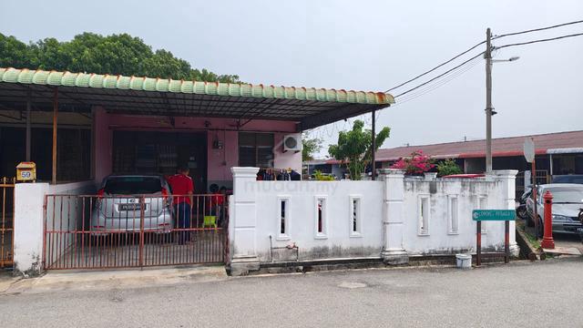 Teres Corner Lot Taman Penaga Kepala Batas🌿Tanah Luas 2,043 sqft Free 1