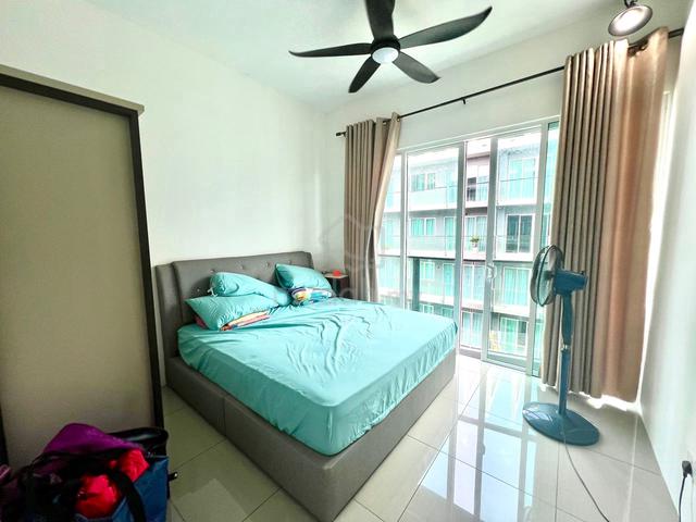 Quay West Residence 1