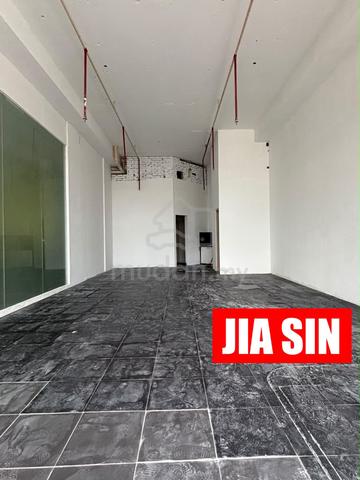 Ground Floor Main Road Shoplot for RENT @ Krystal Point, Sungai Nibong 1