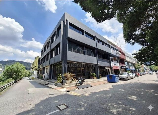 Lorong Rahim Kajai 13 Shoplot Taman Tun Dr Ismail for RENT!!! 1