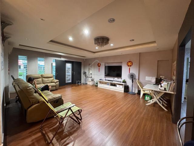 Taman Hiburan l Double Storey Semi Detached l 7 Bedrooms l Partial 1